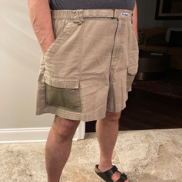 Columbia PFG shorts. Smoke free home. - Picture 3 of 3